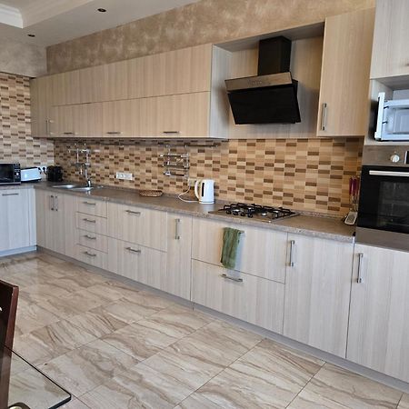 Красивая Квартира На Берегу Озера. Chişinău Eksteriør billede